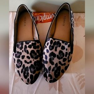 Leopard print loafers from Torrid.